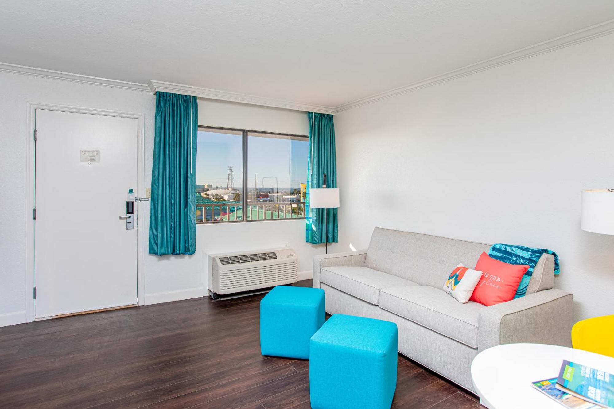 Beachside Hotel And Suites Коко-Біч Екстер'єр фото